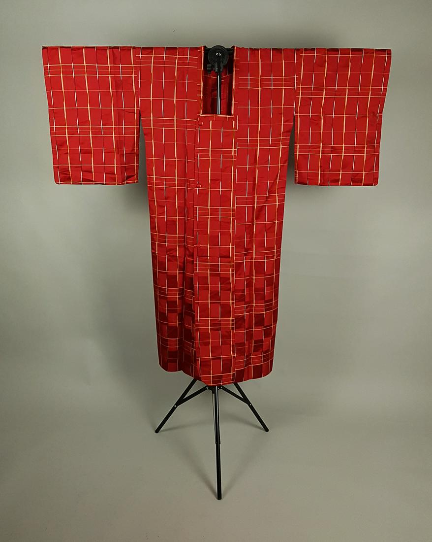 RED COTTON GEOEMTRIC KIMONO (1 of 8)