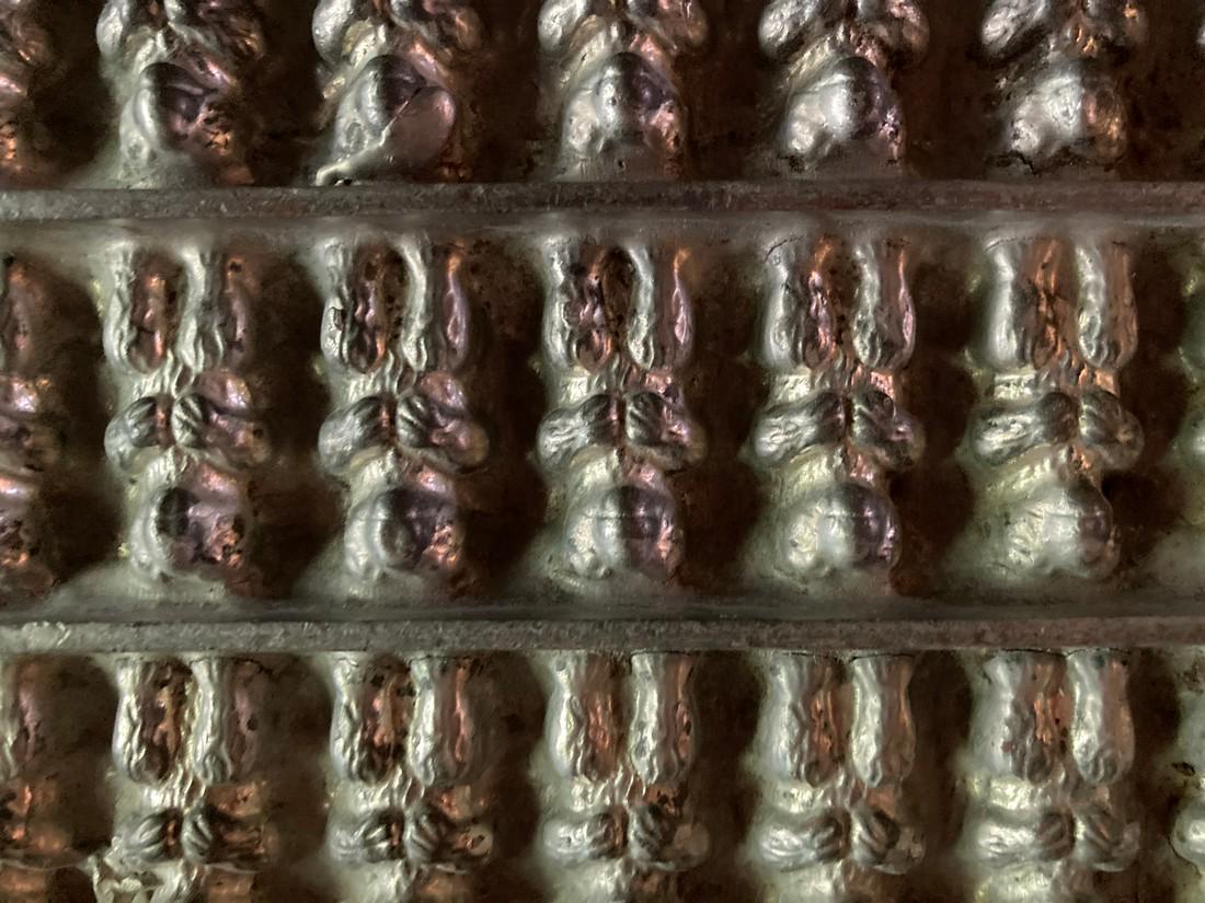 Unique size Antique Teddy Bear Chocolate mold (1 of 4)