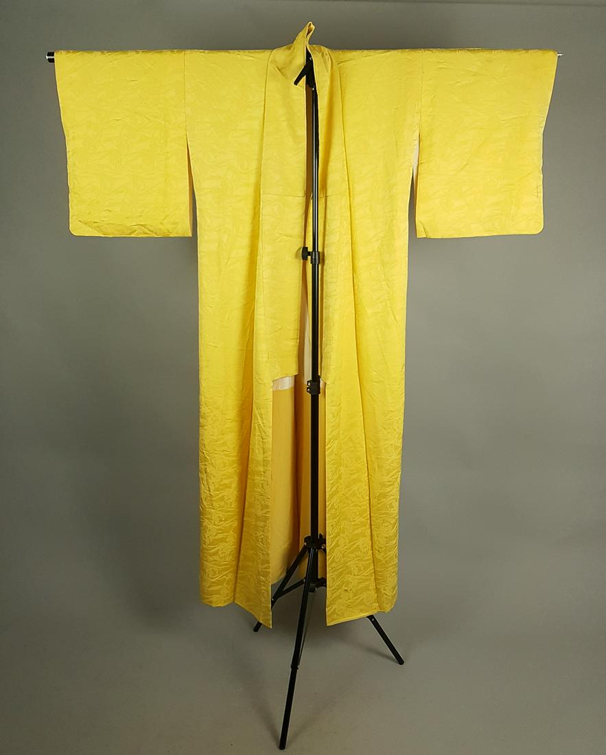 YELLOW LINEN GEOMETRIC KIMONO (1 of 7)