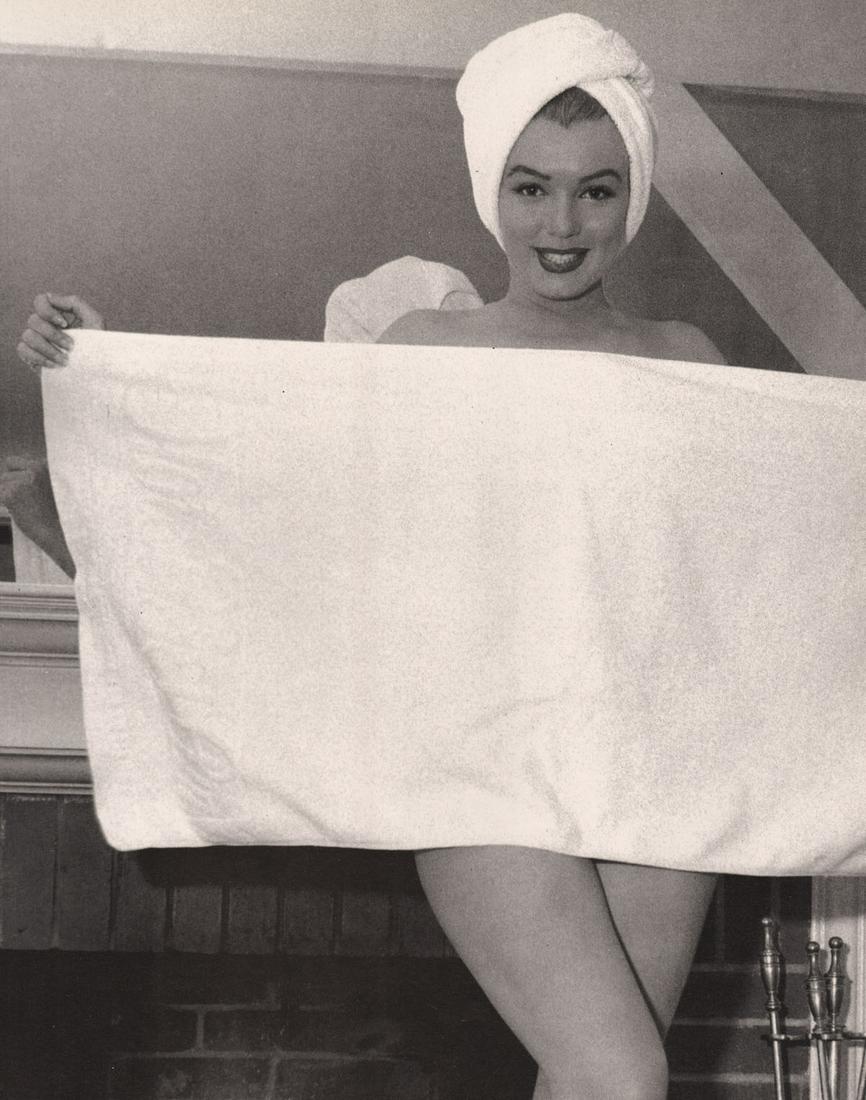 ANDRE DE DIENES - Marilyn Monroe (Norma Jean) (1 of 1)
