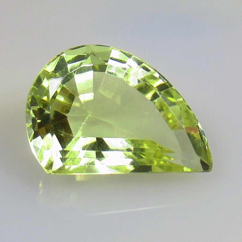 14.05 Ctw Natural Lemon Quartz Fancy Cut: No Reserve! Title: 14.05 Ctw Natural Lemon Quartz Fancy Cut Stone Clarity: VVS Gemstone: Lemon Quartz Carat Weight: 14.05 Dimesnions: 20.00 x 13.30 x 9.70 mm Additional Information: Good Luster / Top 