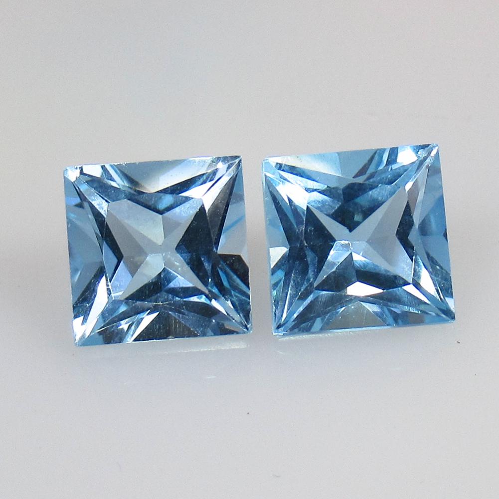 6.22 Ctw Natural Blue Topaz Princess Pair: No Reserve! Title: 6.22 Ctw Natural Blue Topaz Princess Pair Stone Clarity: VVS Gemstone: Blue Topaz Carat Weight: 6.22 Dimesnions: 8.10 x 8.10 x 5.60 mm / 2 Pc's Additional Information: Excellent Pri