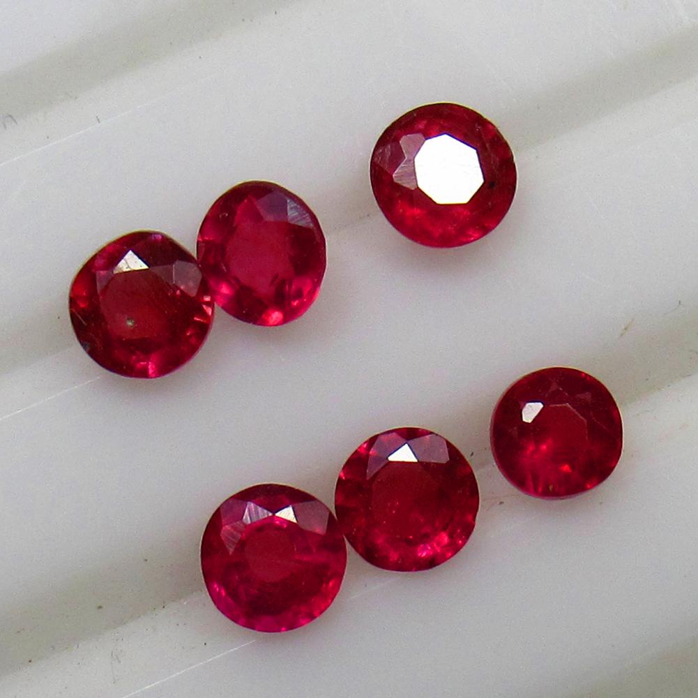 1.75 Ctw Natural 6 Mozambique Red Ruby Jewellery Set (1 of 3)