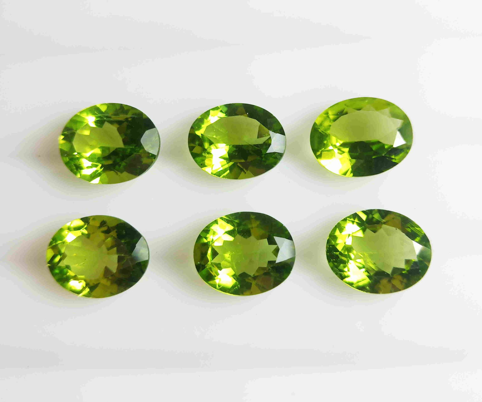 6 PCS 15.12 CTS NATURAL PERIDOT OVAL SHAPE GOOD COLOR (1 of 5)