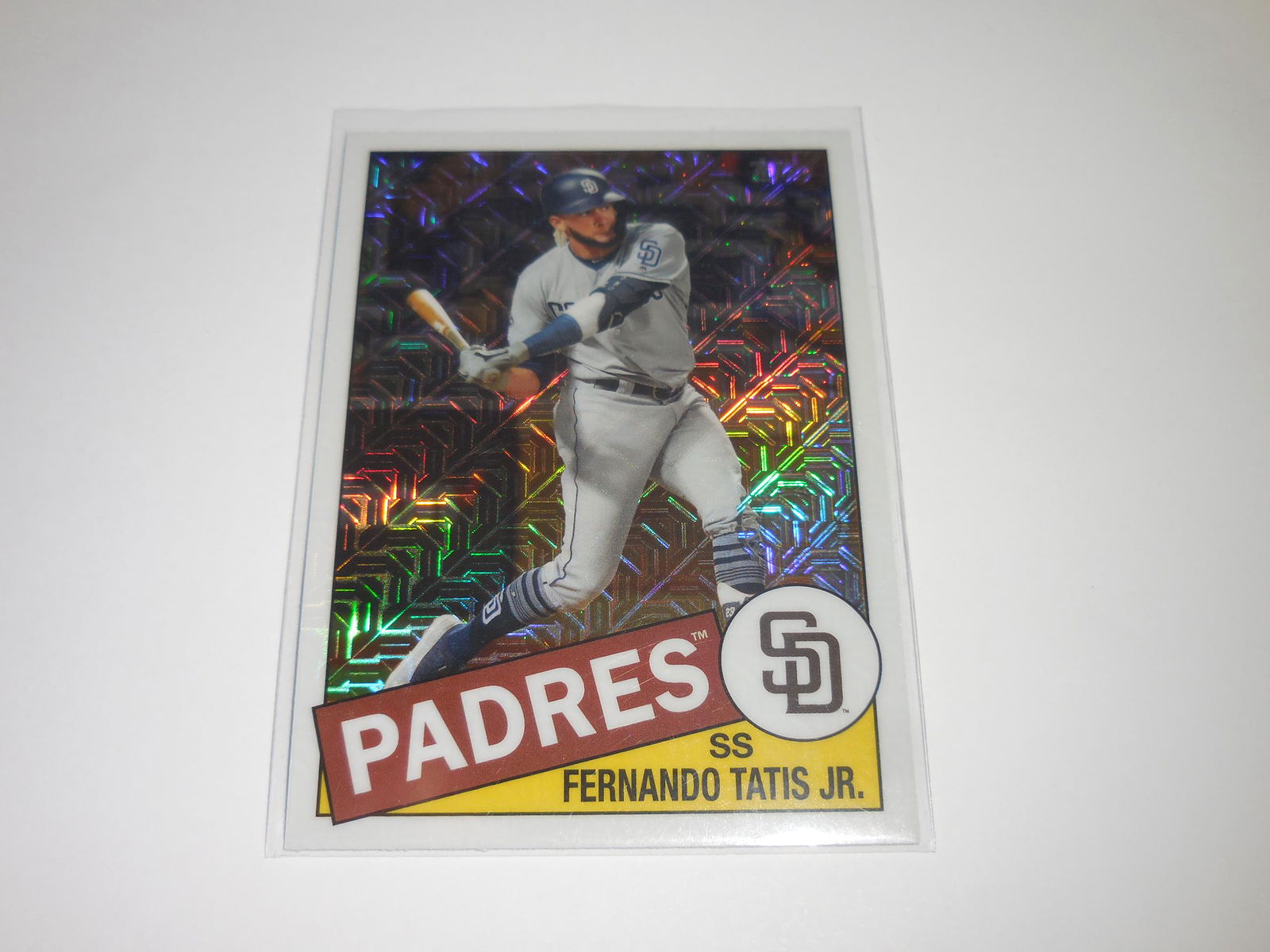 2020 TOPPS FERNANDO TATIS JR SILVER PACK REFRACTOR (1 of 2)