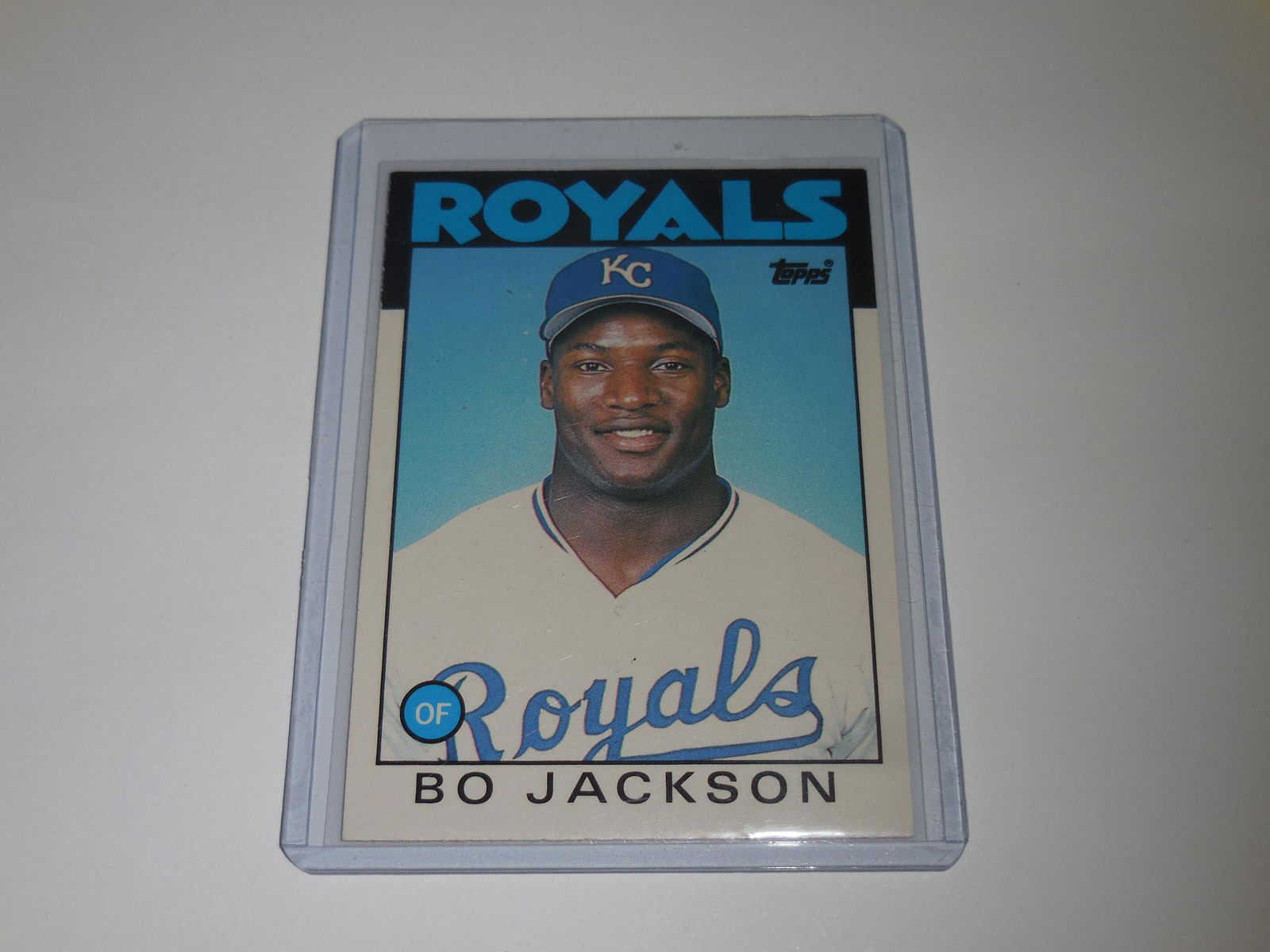 1986 TOPPS TRADED BO JACKSON ROOKIE CARD ROYALS (1 of 2)