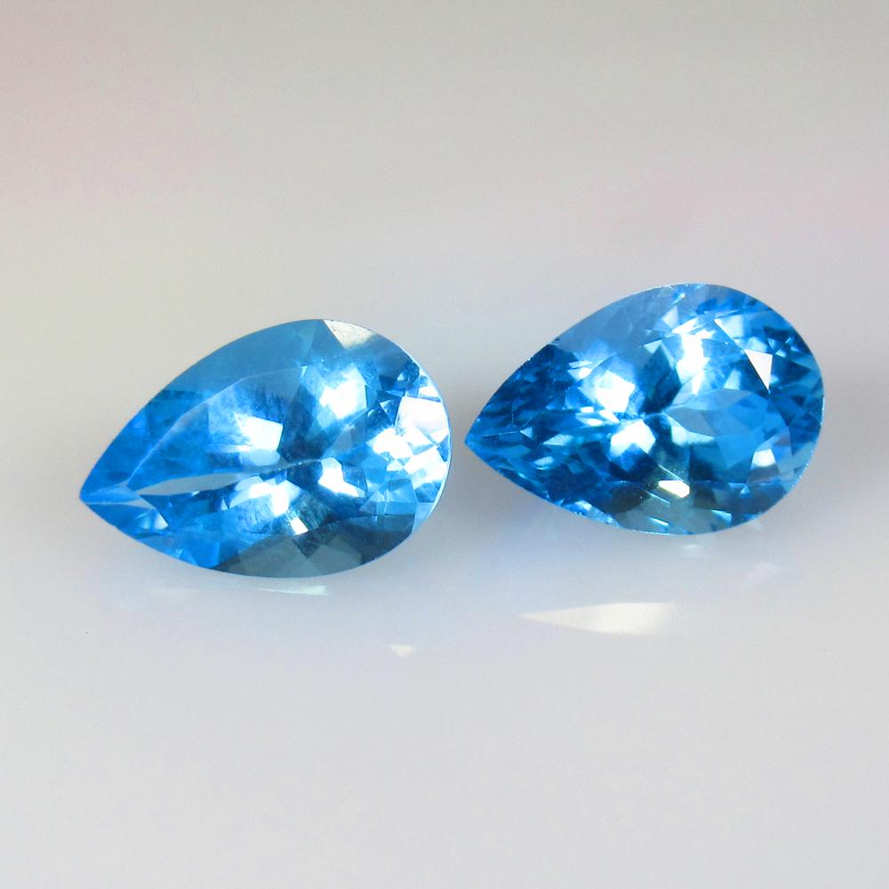 IGI Certified 7.51 Ct Natural Blue Topaz Pear Cut (1 of 4)