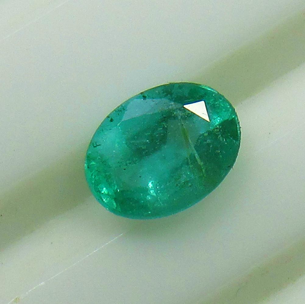 1.07 Ct Natural Zambian Emerald Oval Cut (1 of 2)