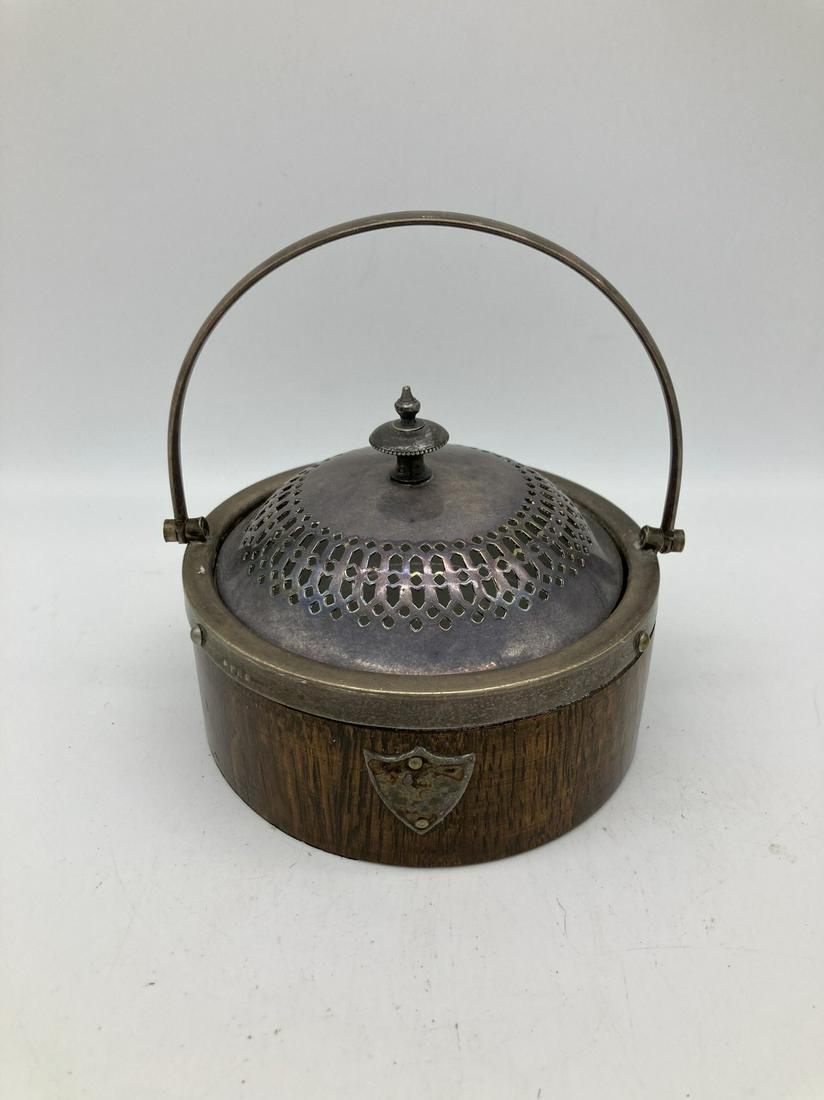 Antique Vtg Oak Barrel Tobacco Jar Humidor W/ Shield (1 of 8)