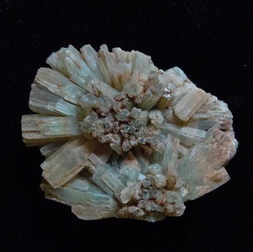 OUTSTANDING SCULPTURAL ARAGONITE CRYSTAL CLUSTER (1 of 6)