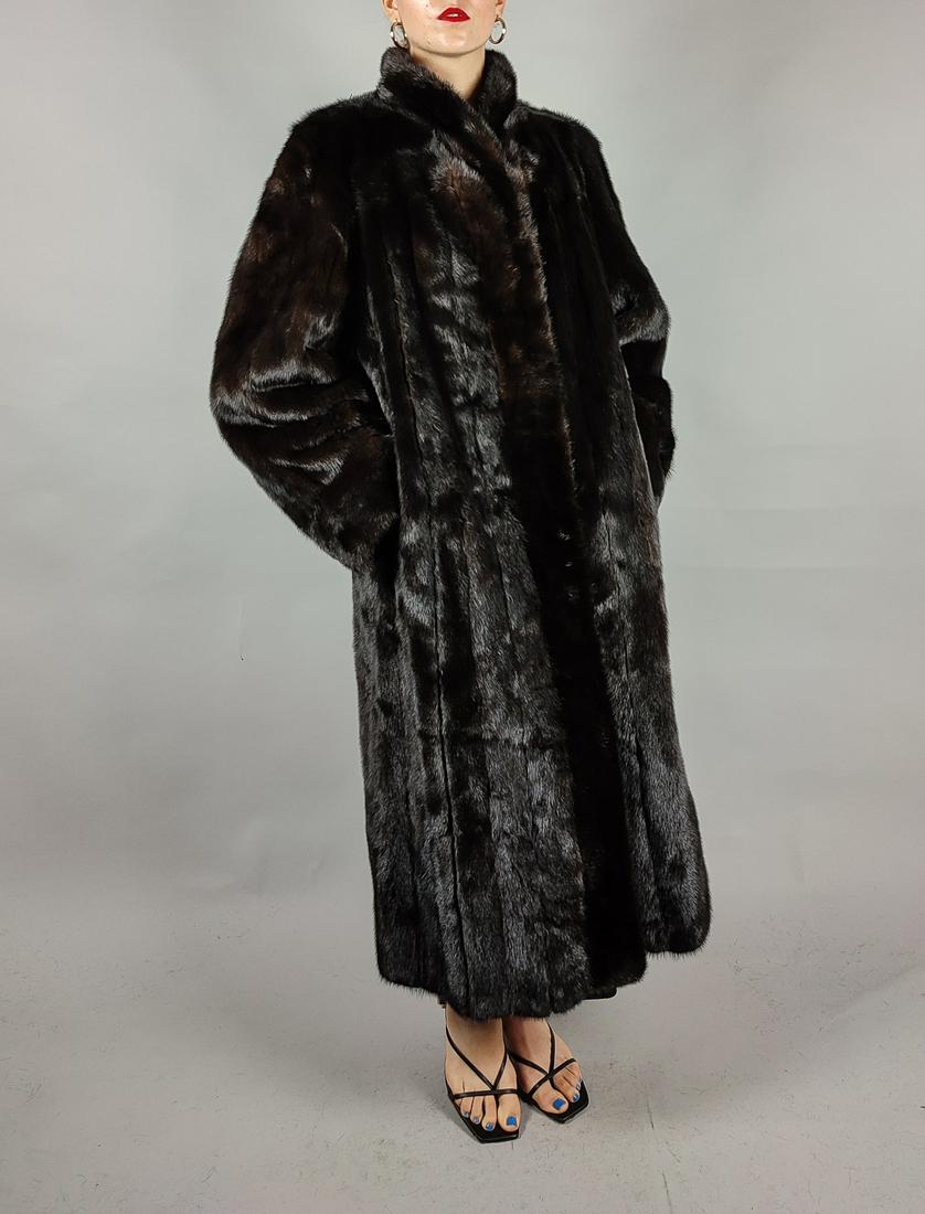 LONG BROWN MINK FUR COAT (1 of 7)