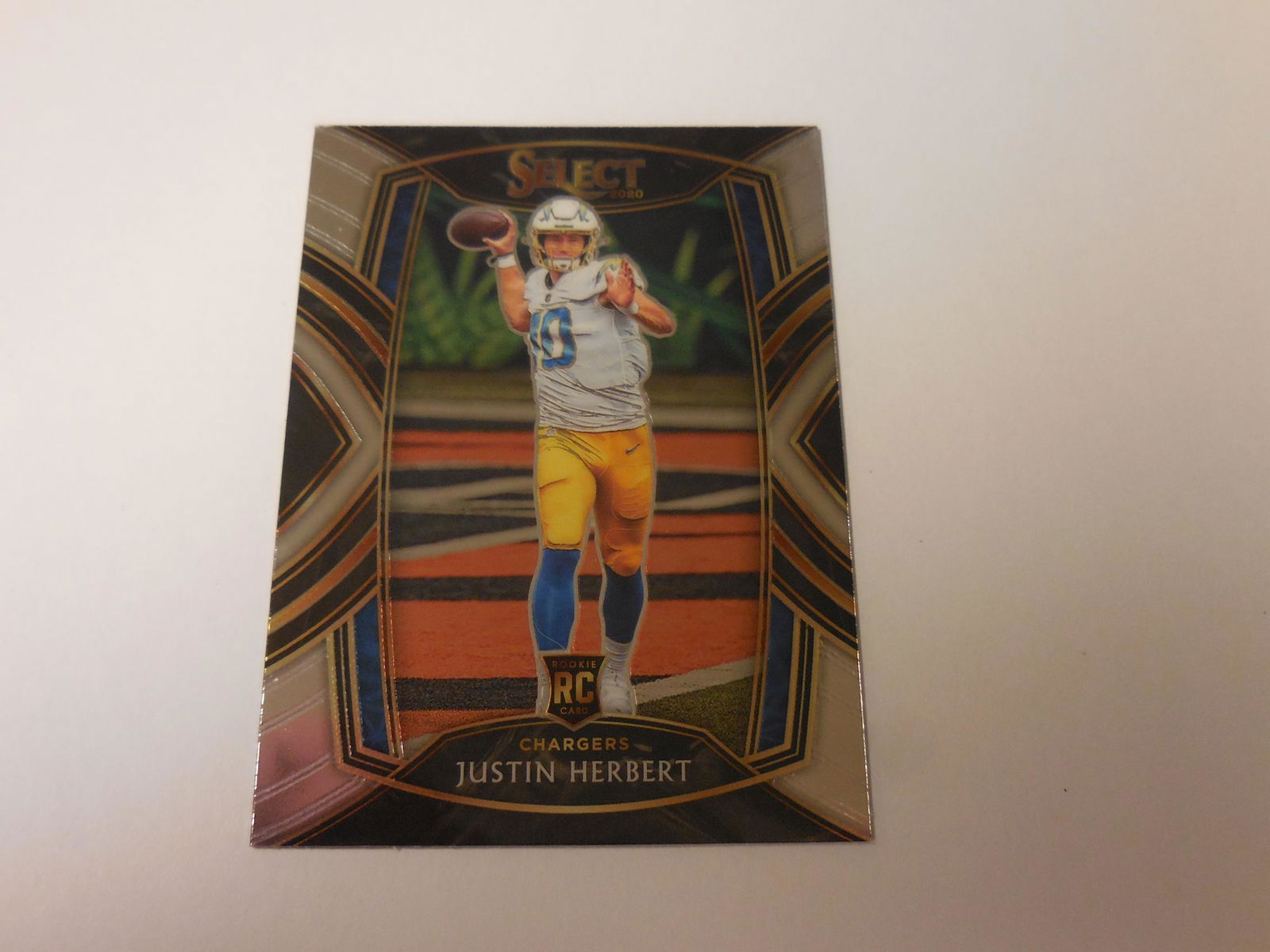 2020 PANINI SELECT JUSTIN HERBERT ROOKIE CARD CLUB (1 of 2)