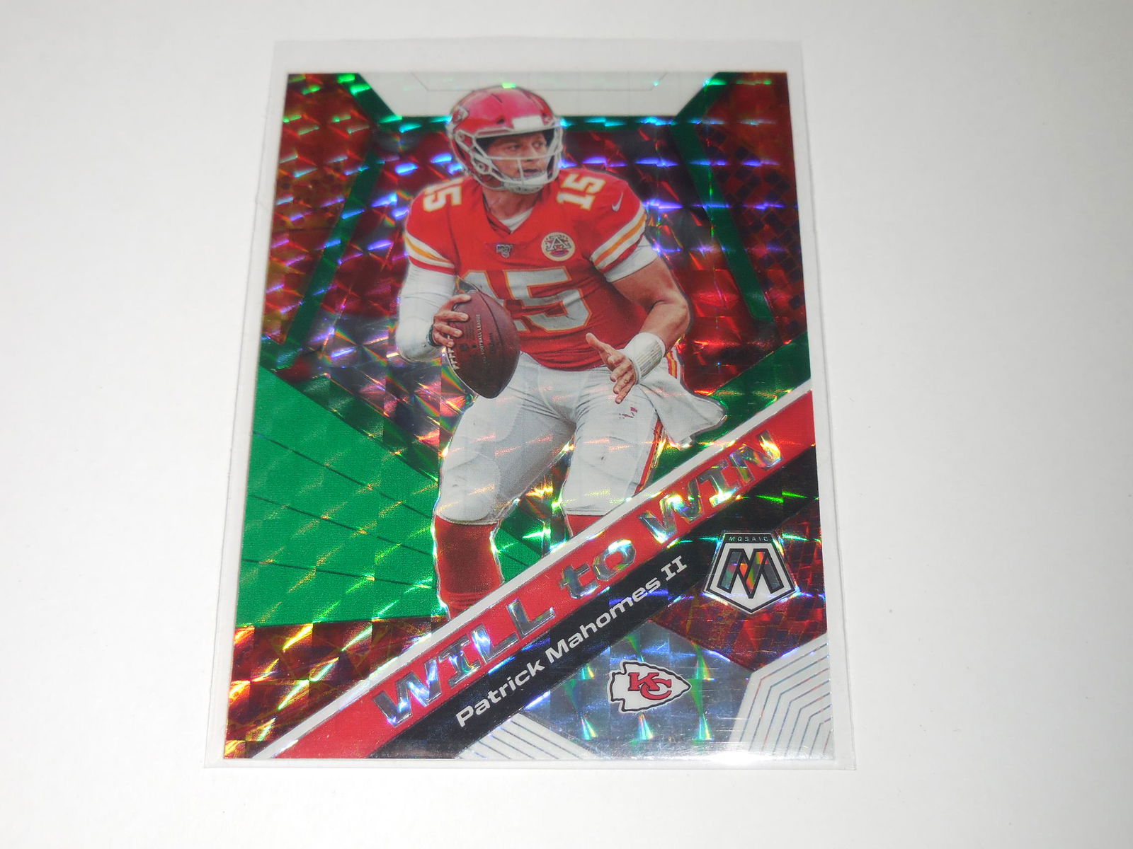 2020 PANINI MOSAIC PATRICK MAHOMES WILL TO WIN GREEN (1 of 2)
