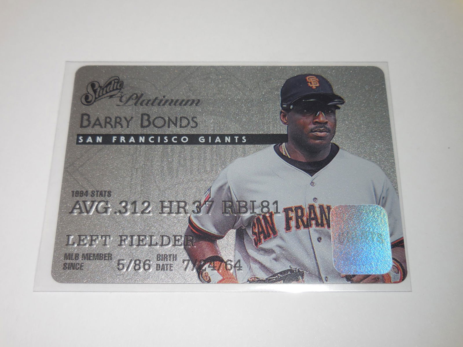 1995 STUDIO BARRY BONDS PLATINUM DIE CUT RARE (1 of 2)