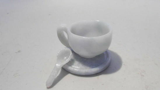 Chinese tea set cup spoon plate bowl ornament jadeite: Title: Chinese tea set cup spoon plate bowl ornament jadeiteDate/Period: 1940-1950Materials: JadeiteDimensions: Plate size: 2 x 2 inchSpoon size: 0.5 x 1.3 inchCup size: 0.9 x 2.1 inchOpening: 1.5