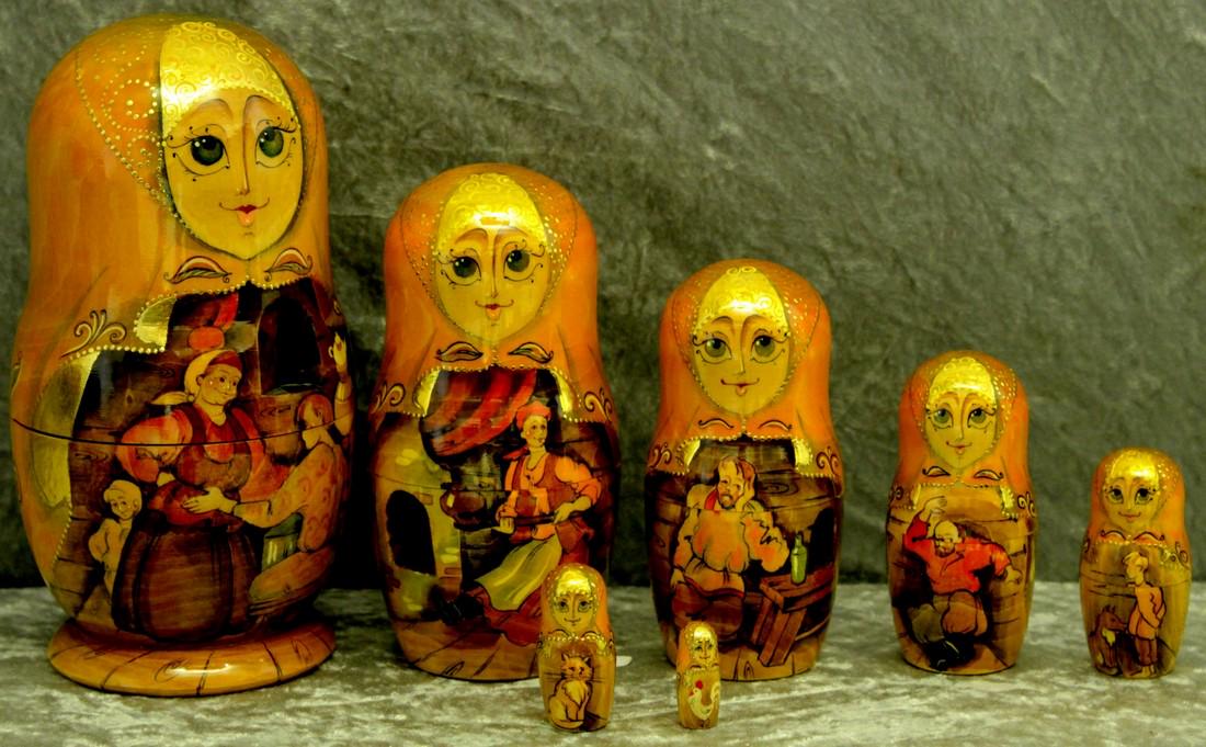 Matreshka: Dimensions 0.0 × 10.0 × 20.0 cm Matreshka. Traditional russian wooden nesting doll. Handmade, wood carving, handpainted with artist’s signature – Shulgina E., Mosсow, 7 pcs