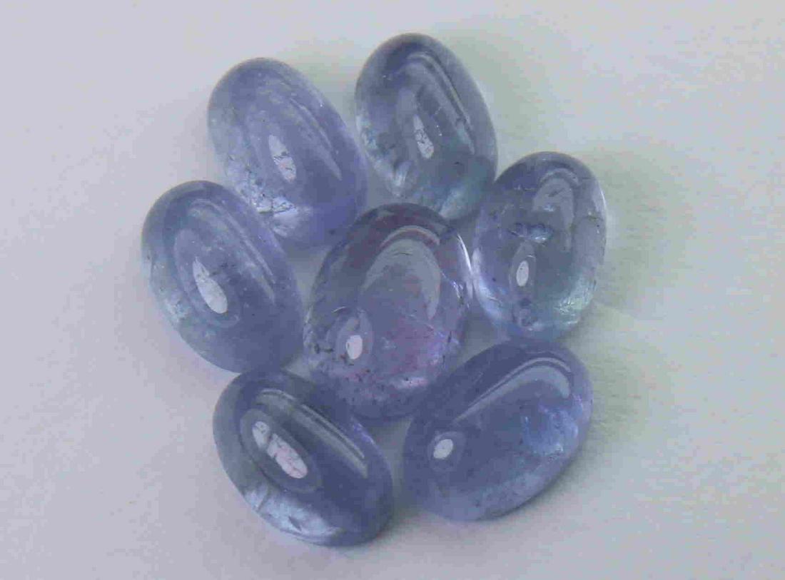 4.29 cts Natural Tanzanite Lot: No Reserve! Title: 4.29 cts Natural Tanzanite Lot Additional Information: Gemstone : Natural Tanzanite Shape and cut : Oval cabochan Weight : 4.29 Carats Measurements : 6.45x4.46x2.86 mm, 5.75x3.70x2.