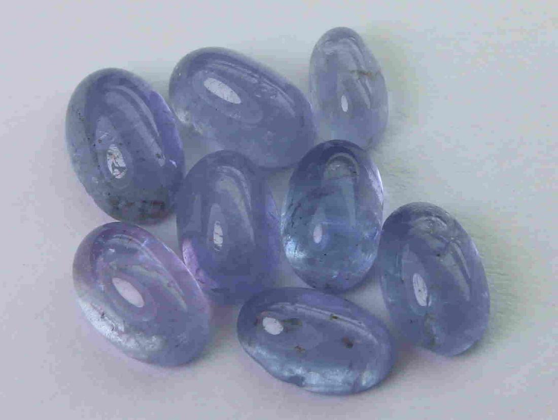 4.03 cts Natural Tanzanite Lot: No Reserve! Title: 4.03 cts Natural Tanzanite Lot Additional Information: Gemstone : Natural Tanzanite Shape and cut : Oval cabochan Weight : 4.03 Carats Measurements : 6.10x4.02x2.56 mm , 4.65x2.70x2