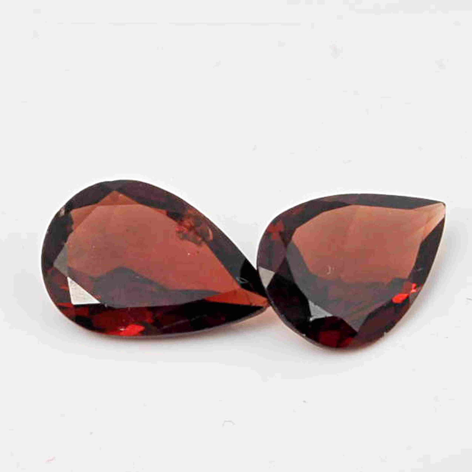 4.4 Carat Red Color Natural Garnet Loose Gemstone 2 (1 of 7)