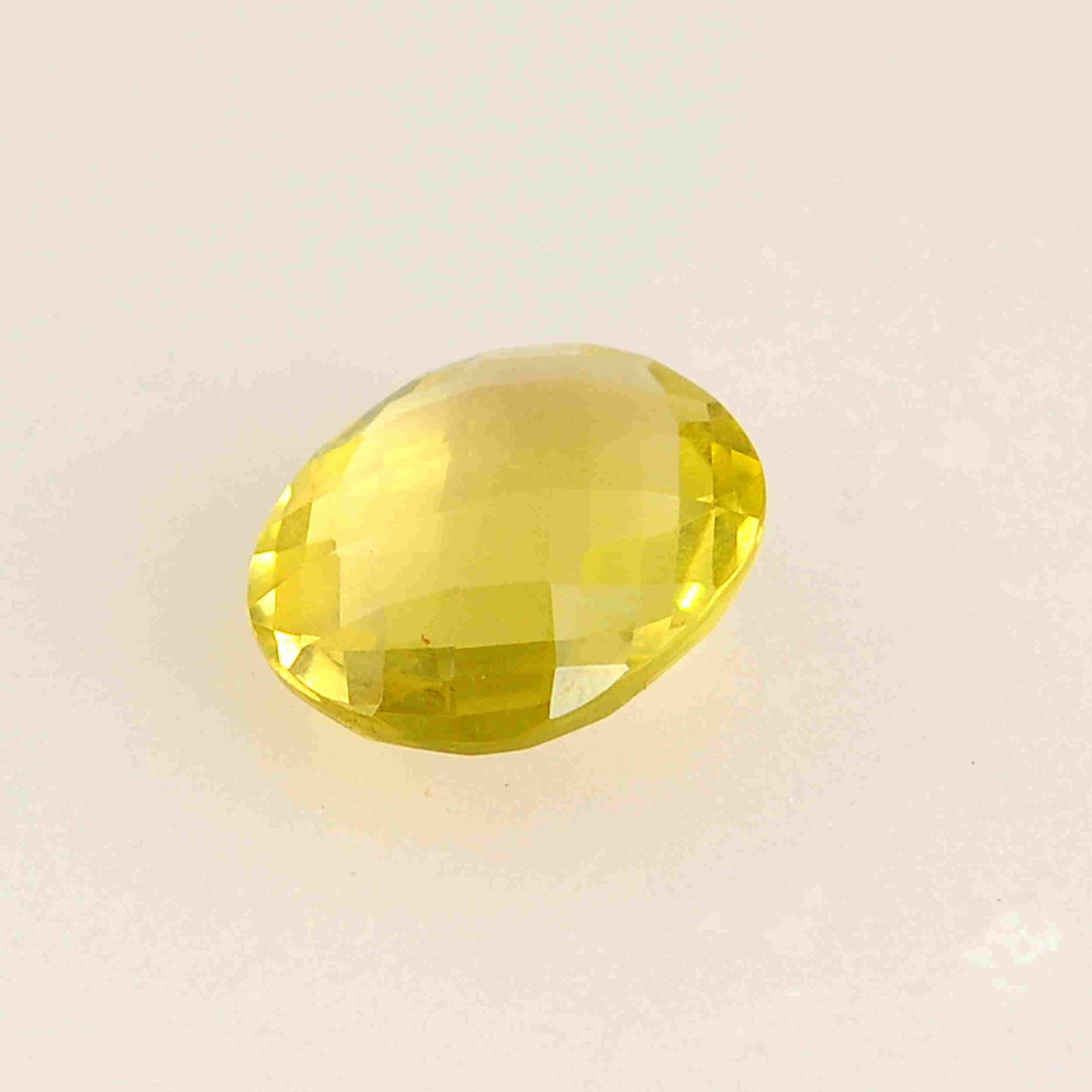 6.2 Carat Yellow Color Natural Oval Lemon Quartz Loose: No Reserve! Title: 6.2 Carat Yellow Color Natural Oval Lemon Quartz Loose Gemstone 1 Pieces Brand: Gems Trading Center Gemstones: Lemon Quartz Carat Weights: 6.2 Size/Dimensions: 6H x 14L x 12W mm Shi