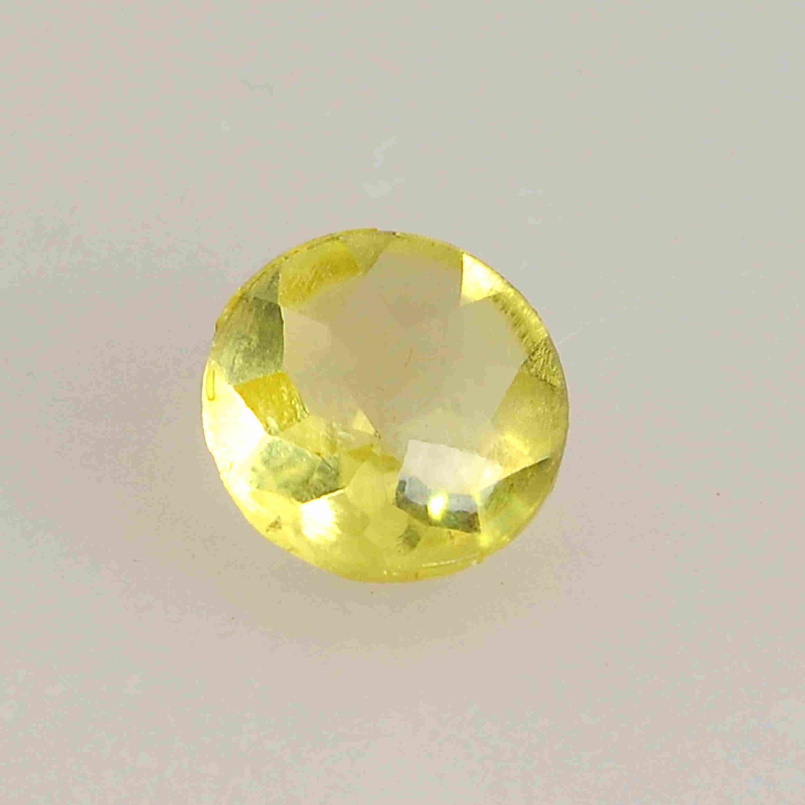 6.05 Carat Yellow Color Natural Round Lemon Quartz: No Reserve! Title: 6.05 Carat Yellow Color Natural Round Lemon Quartz Loose Gemstone 1 Pieces Brand: Gems Trading Center Gemstones: Lemon Quartz Carat Weights: 6.05 Size/Dimensions: 7H x 12L x 12W mm 