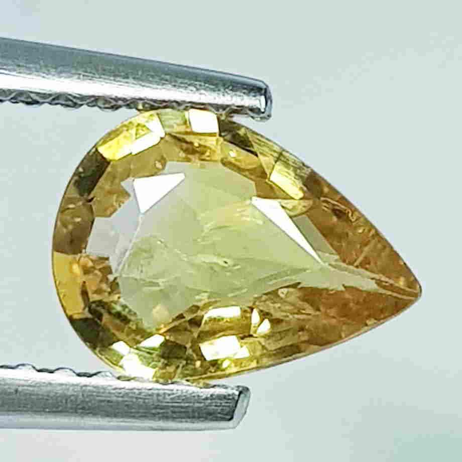 1.17 ct Natural Yellow Sapphire: No Reserve! Title: 1.17 ct Natural Yellow Sapphire Color/Clarity: Loosegemstone Gemstones: VS Carat Weights: 1.17 Size/Dimensions: 8.10 x 6.00 x 3.00 Additional Information: Pear - Burma Shipping: D