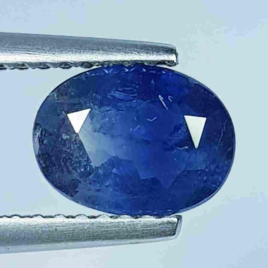 1.74 ct Natural Blue Sapphire: No Reserve! Title: 1.74 ct Natural Blue Sapphire Color/Clarity: Loosegemstone Gemstones: VS Carat Weights: 1.74 Size/Dimensions: 8.00 x 6.00 x 3.60 Additional Information: Oval - Burma Shipping: Dom
