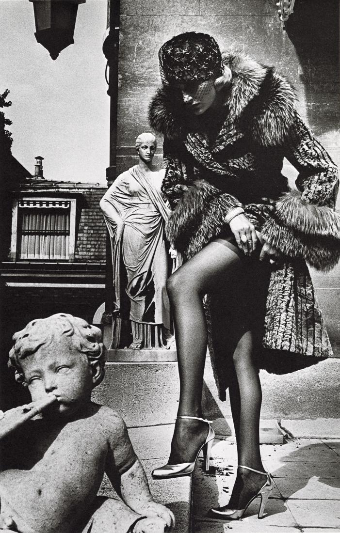 HELMUT NEWTON - Fashion Photograph, Paris, 1976 (1 of 1)