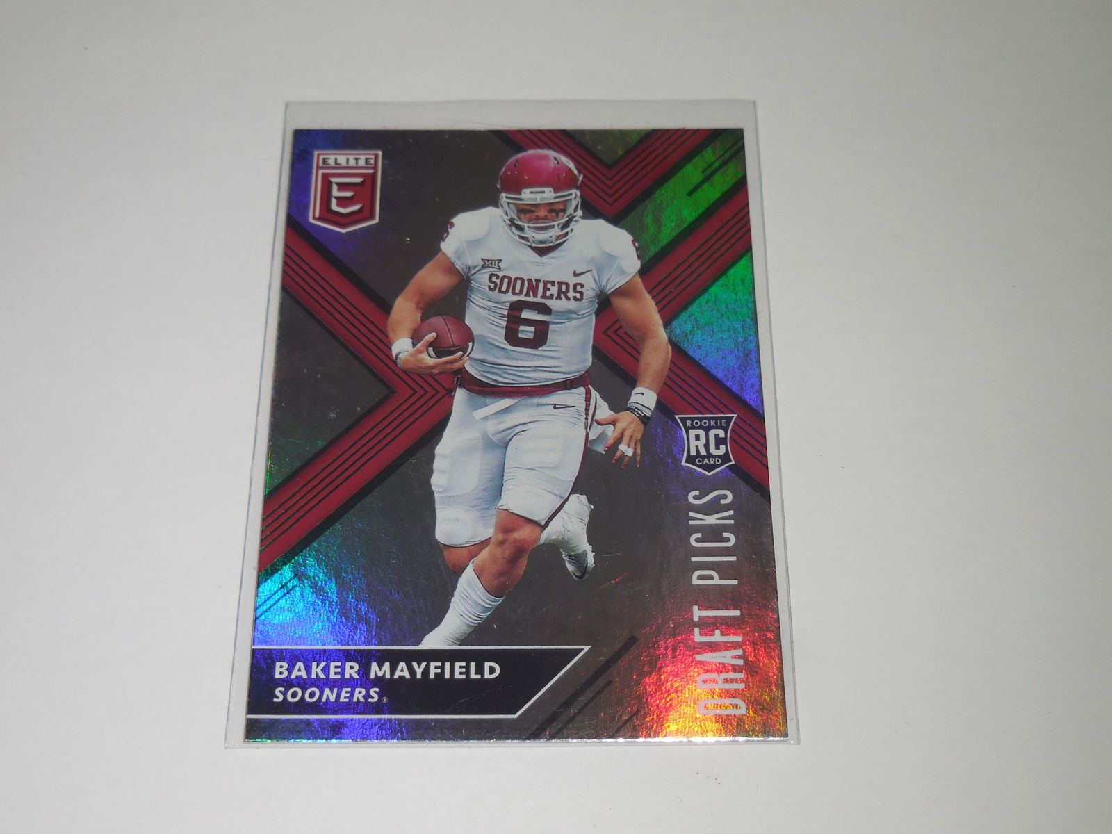 2018 PANINI ELITE DRAFT BAKER MAYFIELD HOLO ROOKIE CARD (1 of 2)