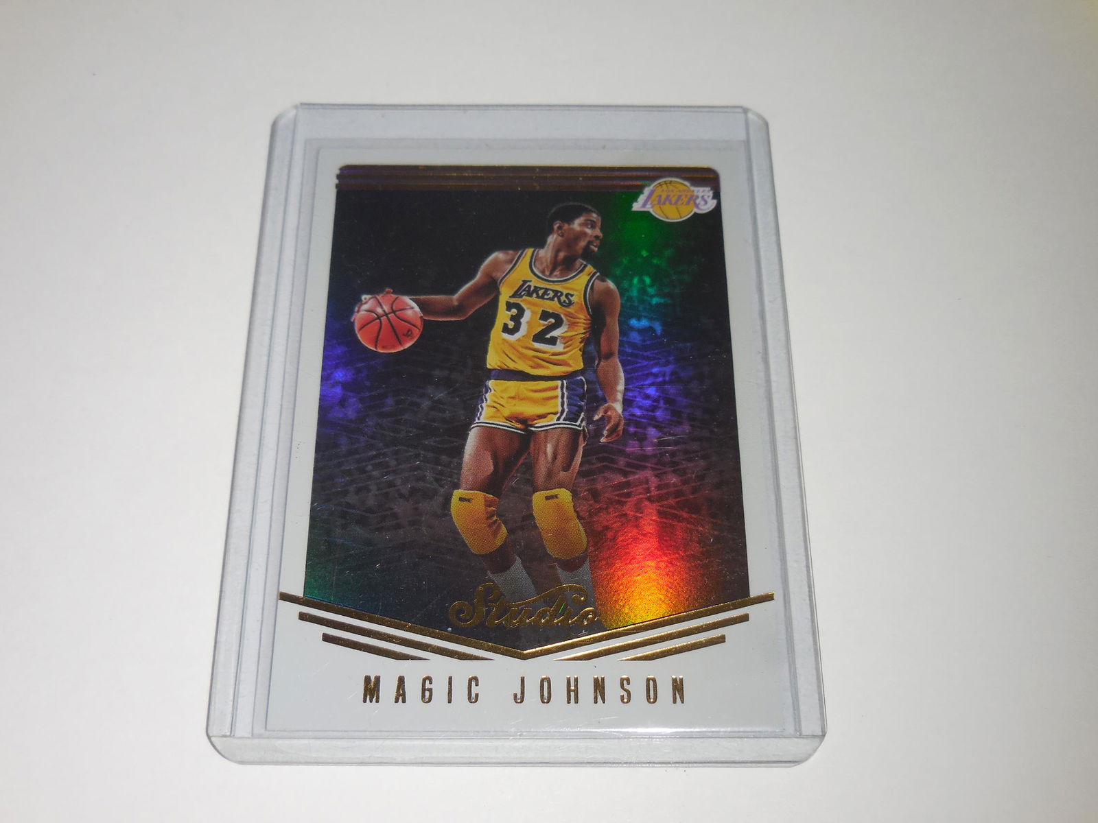 2016-17 PANINI STUDIO MAGIC JOHNSON HOLO REFRACTOR (1 of 2)