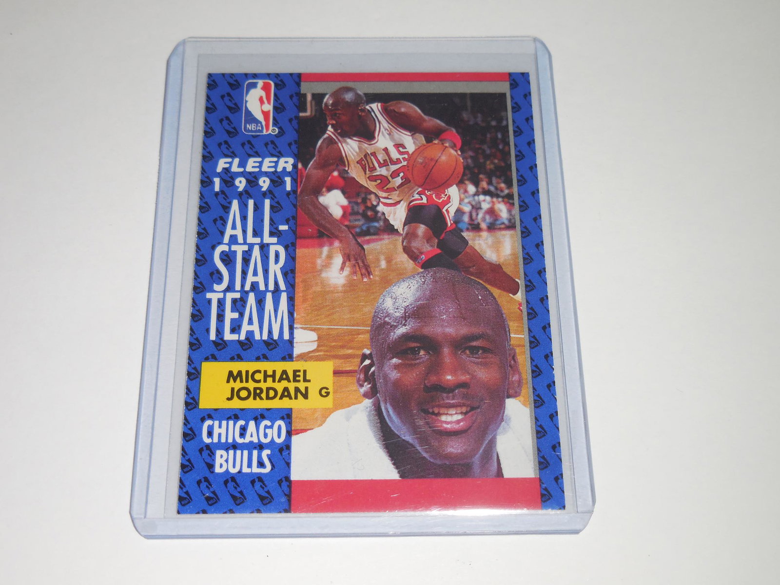 1991 FLEER #211 MICHAEL JORDAN ALL STAR TEAM: Title: 1991 FLEER #211 MICHAEL JORDAN ALL STAR TEAM Date/Period: MODERN Additional Information: THIS IS A VERY NICE CARD FOR ANY COLLECTOR! THIS ITEM COMES WITH A SLEEVE AND TOP LOADER FOR PROTECTION 
