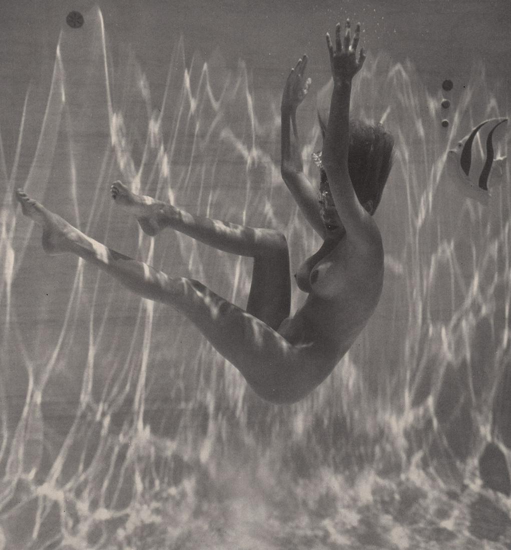 ANDRE DE DIENES - Nude in pool: Artist: ANDRE DE DIENES Print Title: Nude in pool Medium: Photoengraving Printed 1950â€™s in the UK Image size (inches) approx. 6.5 x 6” Andre De Dienes was a professional photographer, emp