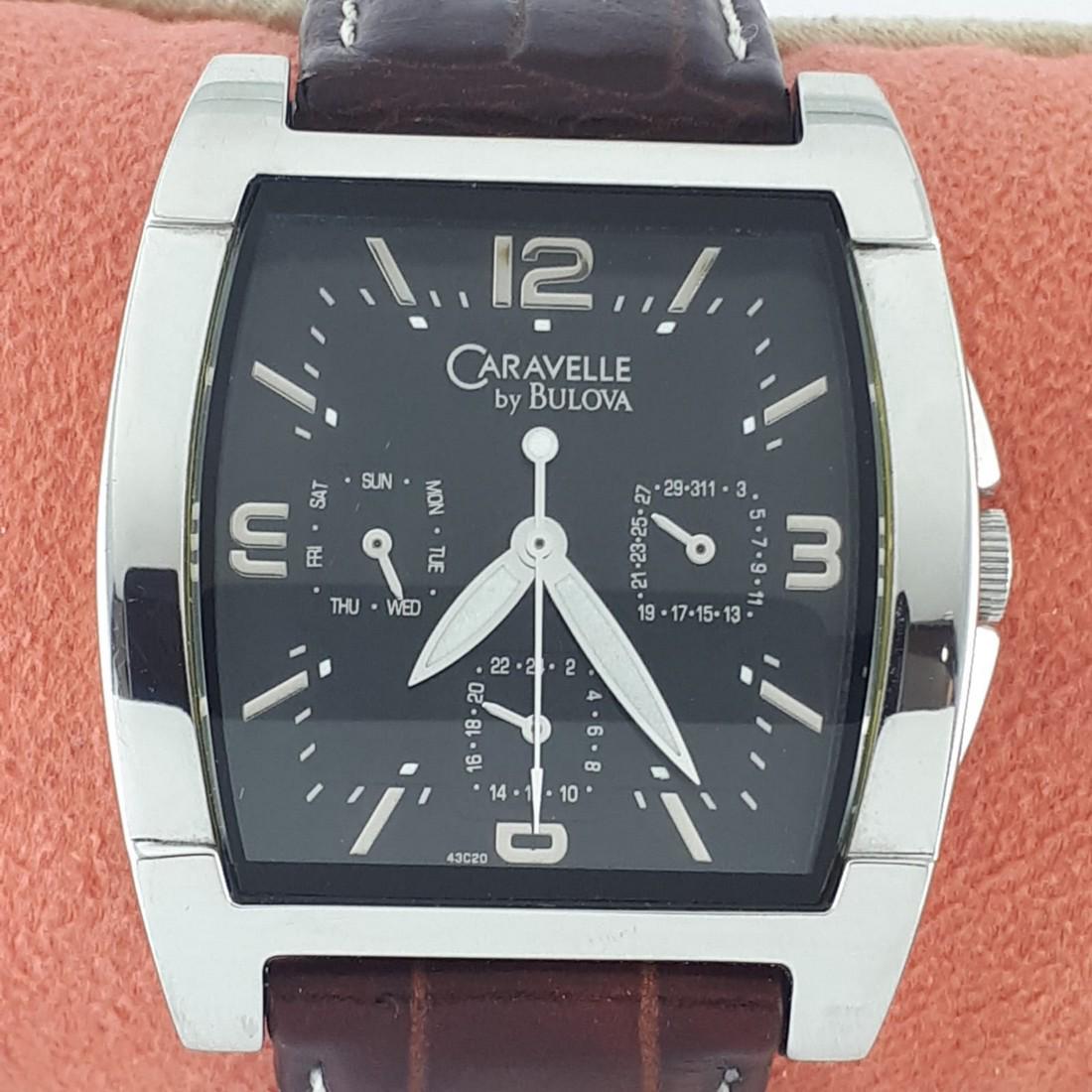 Caravelle by Bulova - Ref:C877576 - Men - 2011-present: Brand : Caravelle by Bulova Ref : C877576 Gender : Men Movement : Quartz Type : Analogue wristwatch Total Lenght : 21,5 cm / 8,46 inch (Including Watch Case) Case Size : 43 x 39 mm / 1,69 x 1,54 Inch