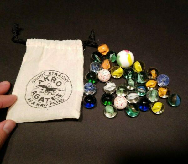 Akro Agates Marble Bag With Marbles (1 of 18)