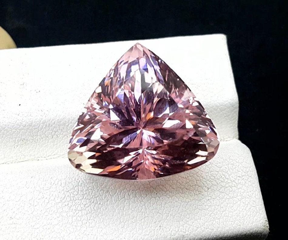 Kunzite 32.60 cts Natural Pink Kunzite Gemstone From (1 of 4)