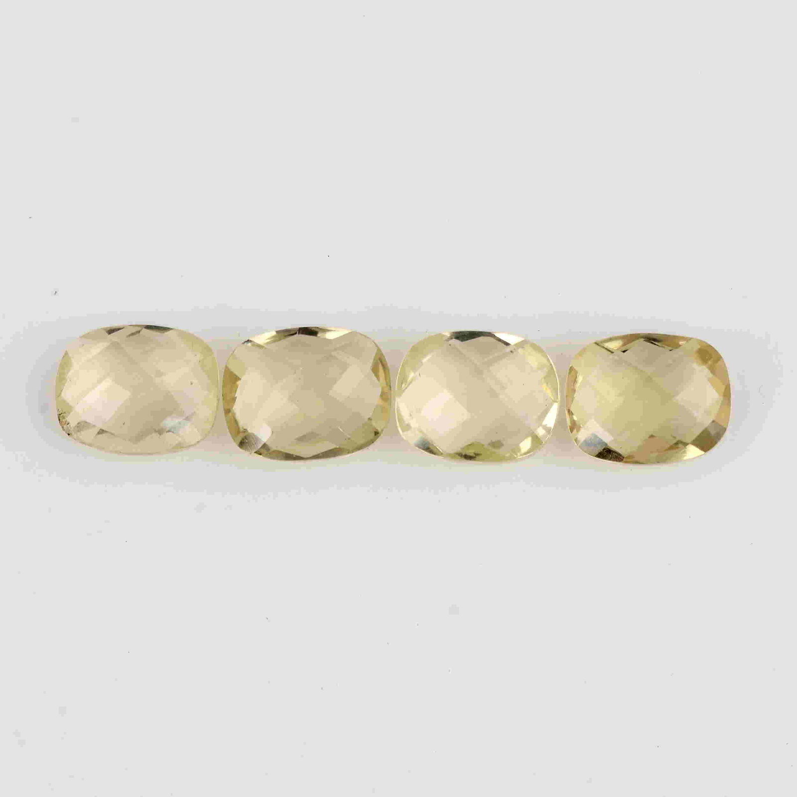 10.00 Carat Yellow Octagon Lemon Quartz Loose Gemstone: No Reserve! Title: 10.00 Carat Yellow Octagon Lemon Quartz Loose Gemstone 4 Pieces Additional Information: Specification of Gemstone Stone : Lemon Quartz Shape : Octagon Size : 4.5H x 10L x 8W mm Colo