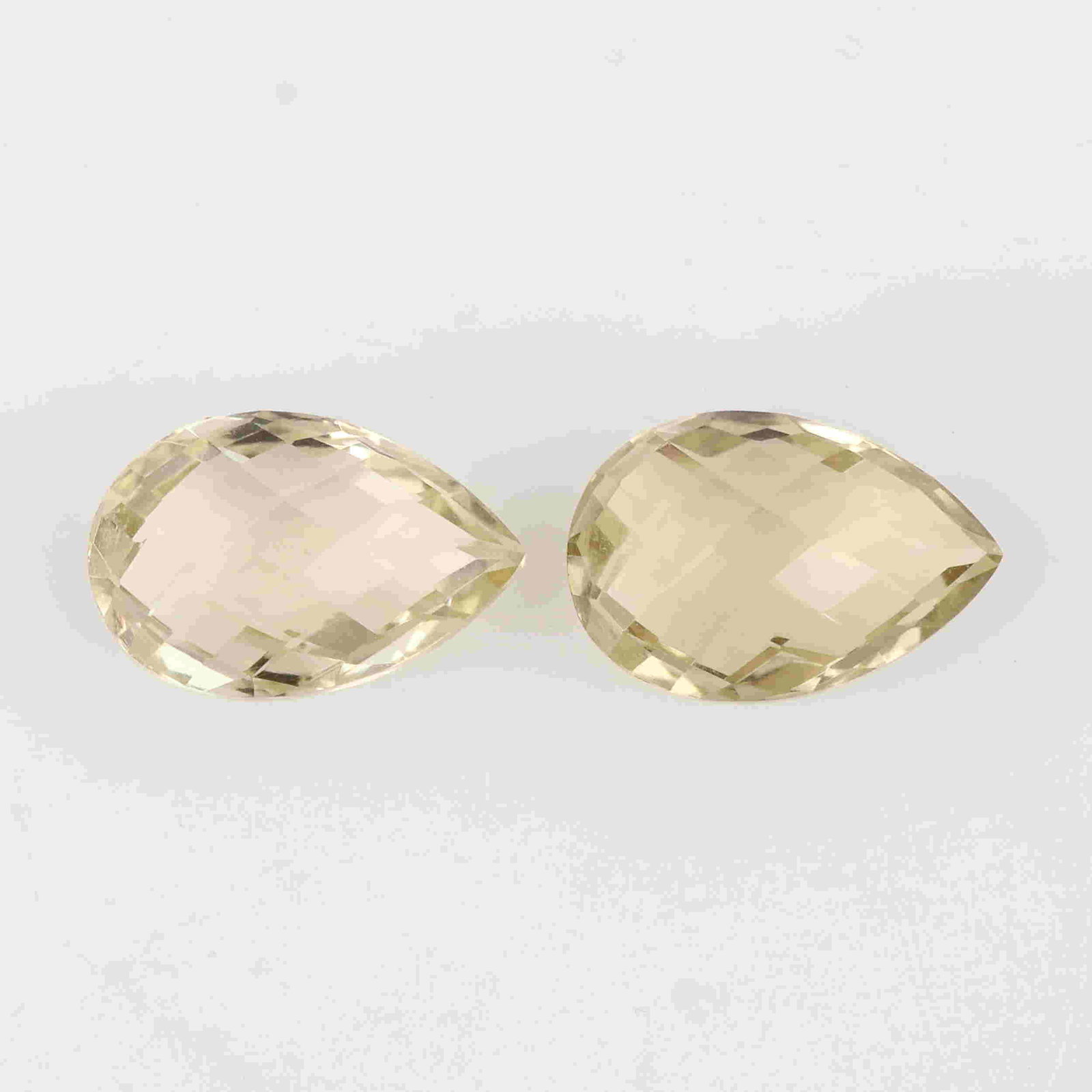 6.30 Carat Yellow Color Natural Square Lemon Quartz: No Reserve! Title: 6.30 Carat Yellow Color Natural Square Lemon Quartz Loose Gemstone 2 Pieces Brand: Gems Trading Center Gemstones: Lemon Quartz Carat Weights: 6.3 Size/Dimensions: 6H x 12L x 8W mm S