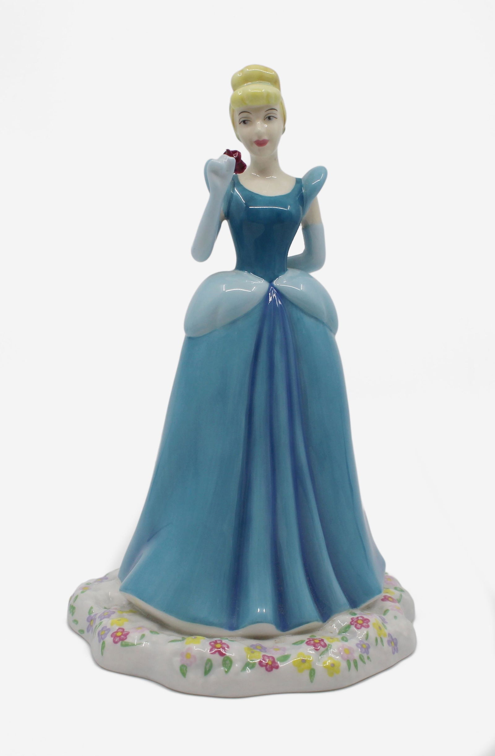 Royal Doulton Disney Princesses Figurine Cinderella DP1 (1 of 6)