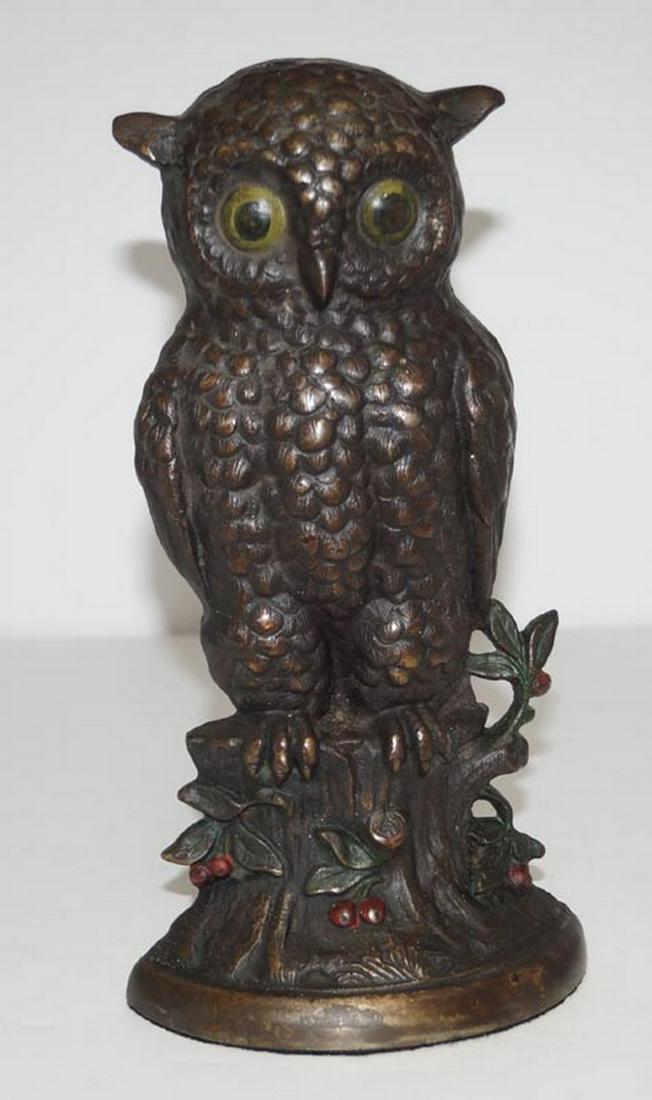 Antique Owl on Stump Cast Iron Hubley Doorstop (1 of 4)