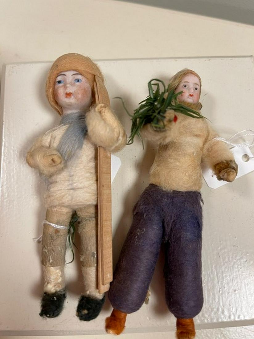 TWO GERMAN COTTON BATTING CHRISTMAS ORNAMENTS (1 of 1)