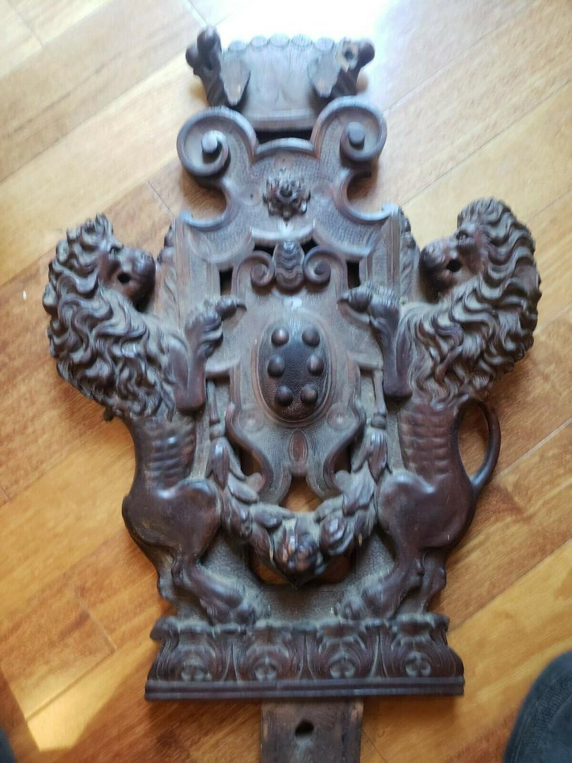 Wood fragment antique carved pediment heavily walnut (1 of 16)