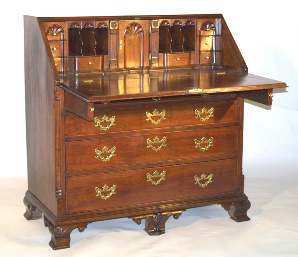 A superb North Carolina walnut chippendale desk (1 of 7)