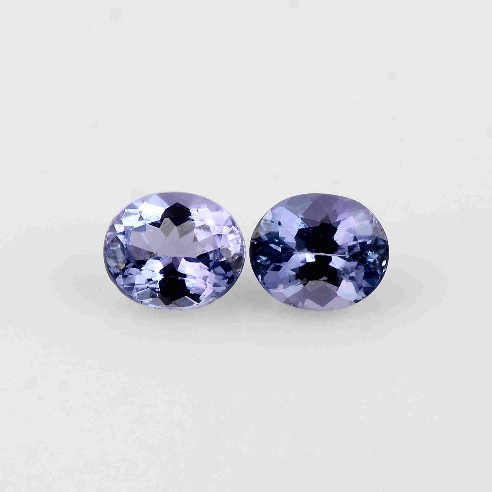 1.60 Carat Blue Color Natural Oval Tanzanite Loose (1 of 7)