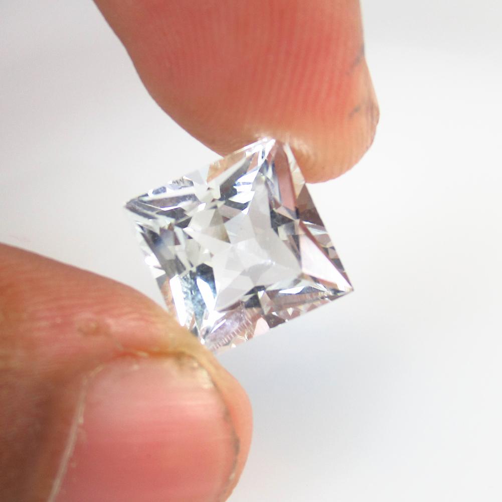 5.18 Ct Natural Aquamarine Square Cut (1 of 3)