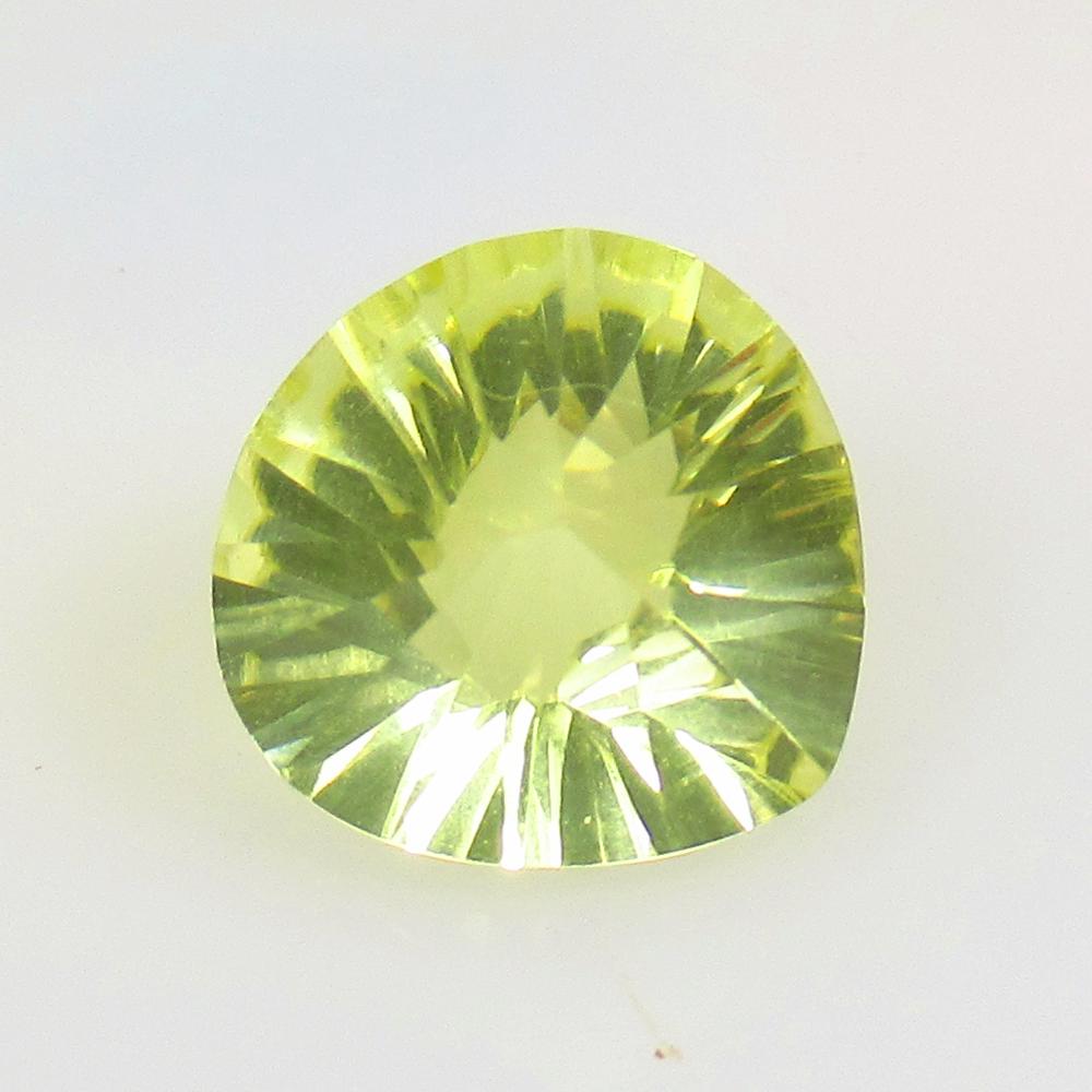 5.04 Ctw Natural Lemon Quartz Fancy Pear Cut: No Reserve! Title: 5.04 Ctw Natural Lemon Quartz Fancy Pear Cut Stone Clarity: VVS Gemstones: Lemon Quartz Carat Weights: 5.04 Size/Dimensions: 11.90 x 11.90 x 9.20 mm Additional Information: Good Lus