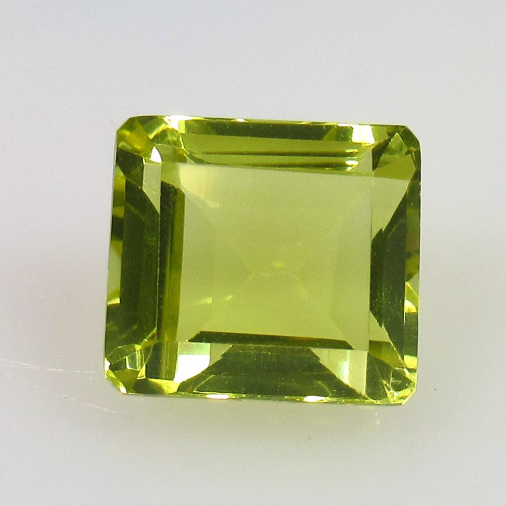 6.79 Ctw Natural Lemon Quartz OCtwagon Cut: No Reserve! Title: 6.79 Ctw Natural Lemon Quartz OCtwagon Cut Stone Clarity: VVS Gemstones: Lemon Quartz Carat Weights: 6.79 Size/Dimensions: 11.30 x 10.20 x 7.60 mm Additional Information: Good Luste
