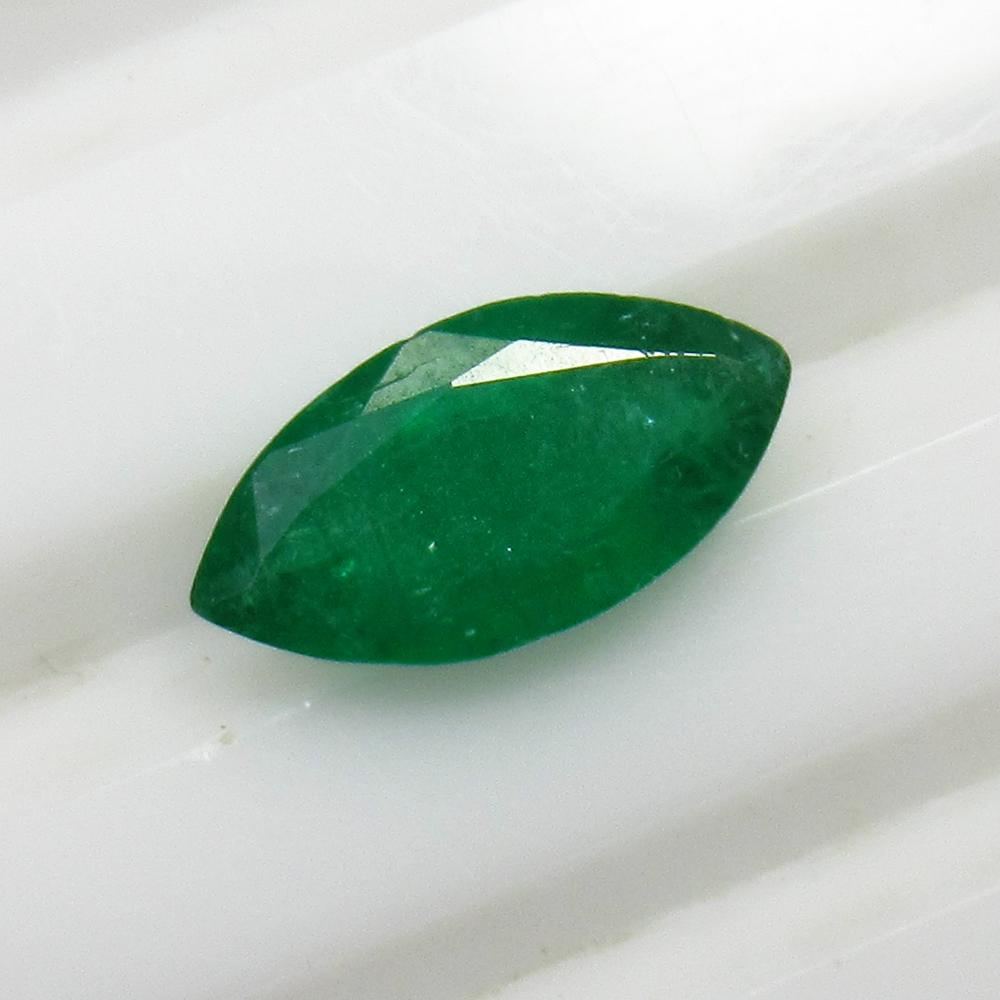 1.71 Ct Natural Zambian Emerald Marquise Cut (1 of 2)