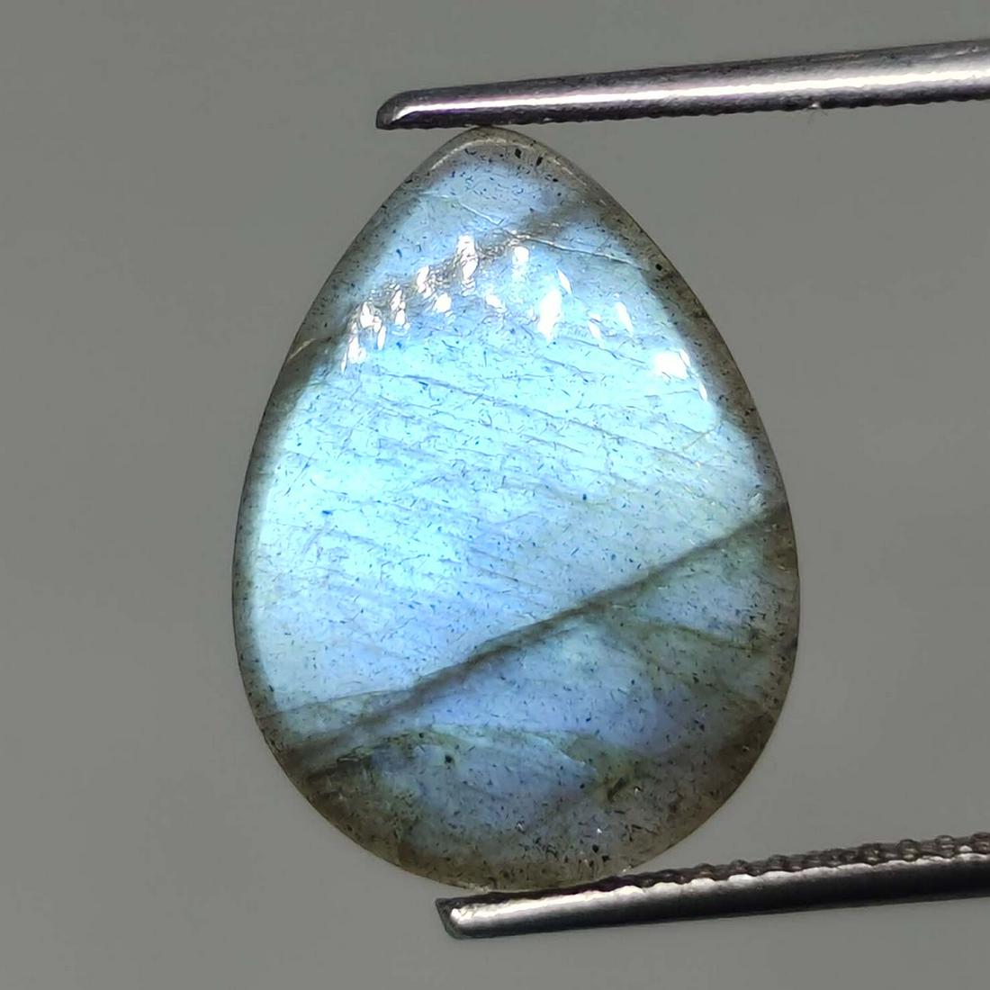 5.60 ct Natural Multicolor Labradorite (1 of 2)