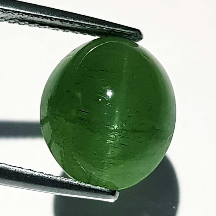 12.88 ct Natural Apatite cat's Eye: No Reserve! Title: 12.88 ct Natural Apatite cat's Eye Color/Clarity: Opaque Gemstones: Loosegemstone Carat Weights: 12.88 Size/Dimensions: 13.60 x 11.70 x 9.90 Additional Information: Oval - Jharkhand