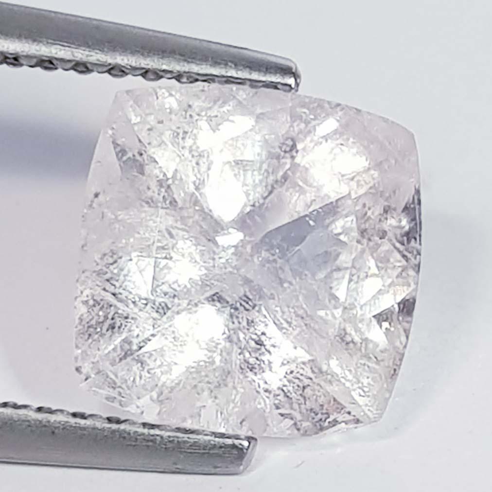 Natural Morganite Cushion Cut 2.55 ct: No Reserve! Title: Natural Morganite Cushion Cut 2.55 ct Color/Clarity: SI - SI-1 Gemstones: Loosegemstone Carat Weights: 2.55 Size/Dimensions: 8.50 x 8.50 x 5.50 Additional Information: Cushion - Bra